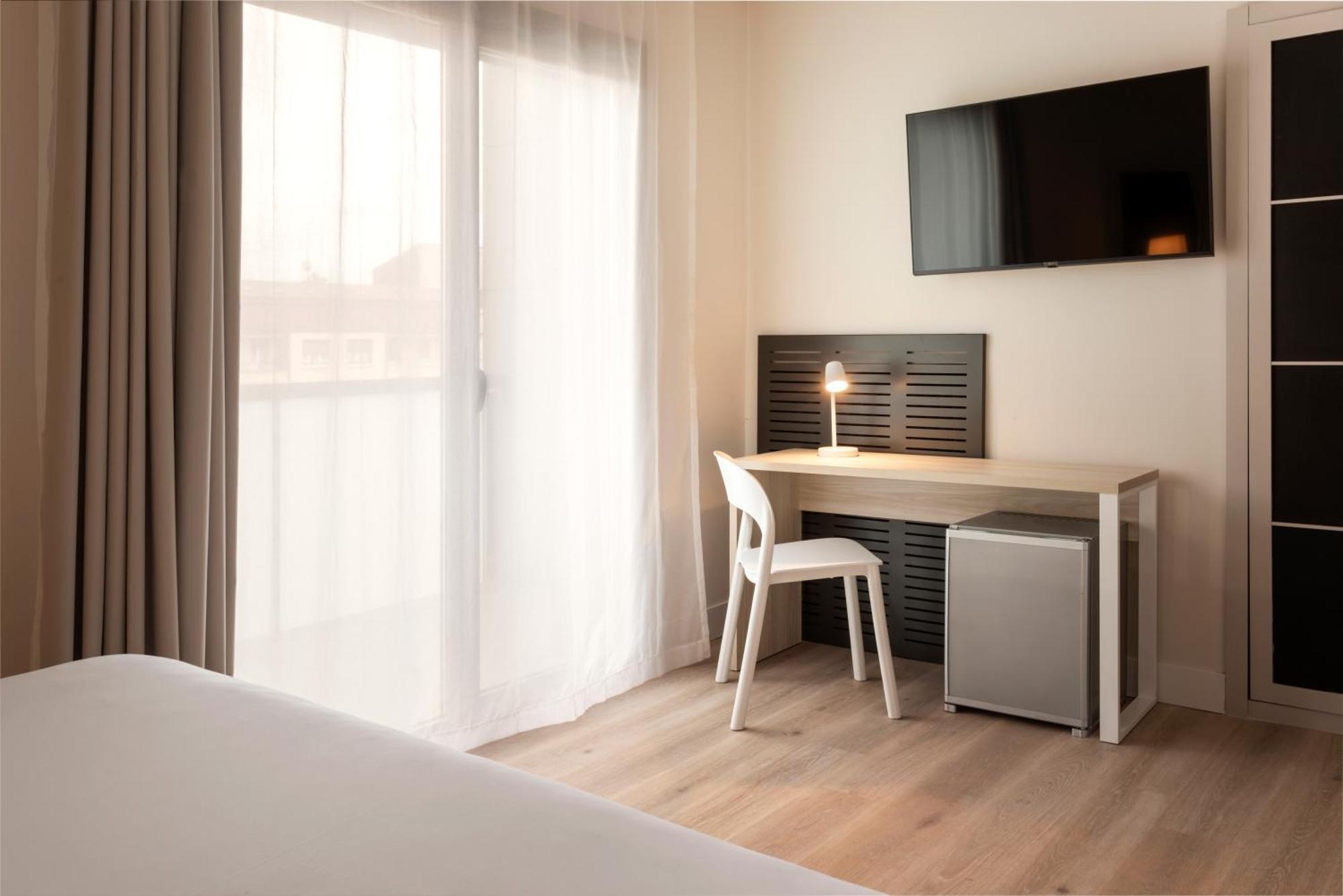 B&B Hotel Vitoria General Alava Luaran gambar